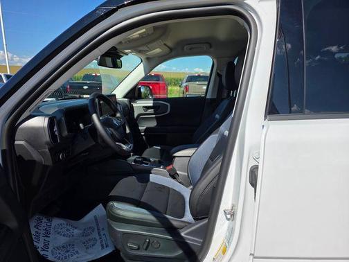 Oxford White 2025 Ford Bronco Sport Outer Banks