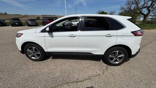 White Metallic 2024 Ford Edge SEL