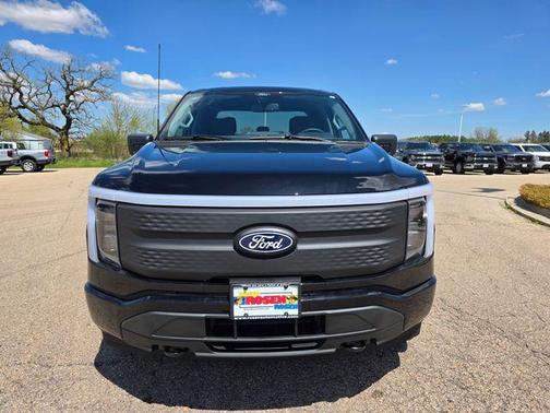 2025 Ford F-150 Lightning XLT
