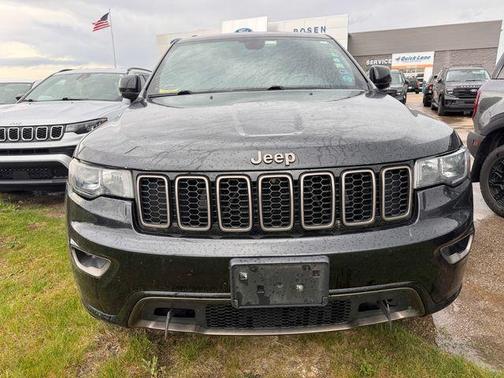 Brilliant Black Crystal Pearlcoat 2016 Jeep Grand Cherokee Limited