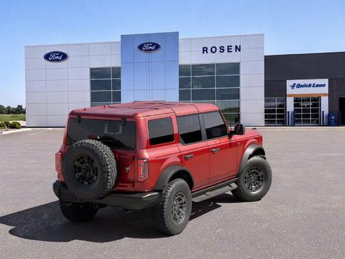 Ruby Red Metallic Tinted Clearcoat 2026 Ford Bronco Badlands