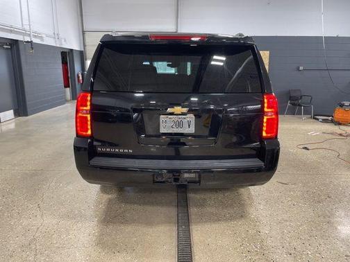 Black 2018 Chevrolet Suburban LT