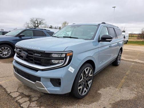 Glacier Gray Metallic 2026 Ford Expedition Max Platinum