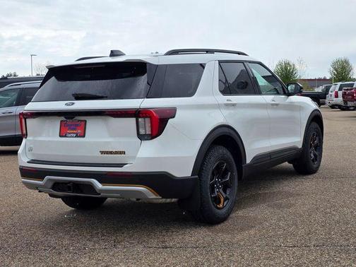 Star White 2026 Ford Explorer Tremor