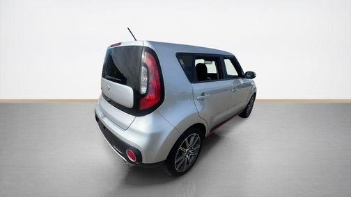Bright Silver 2018 Kia Soul !