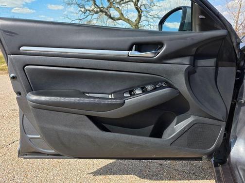 Gun Metallic 2023 Nissan Altima 2.5 SV