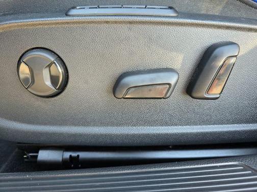 Pure White 2023 Volkswagen Golf R 2.0T