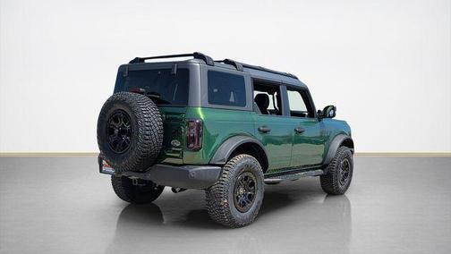 Eruption Green Metallic 2023 Ford Bronco Wildtrak