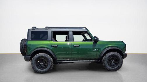 Eruption Green Metallic 2023 Ford Bronco Wildtrak