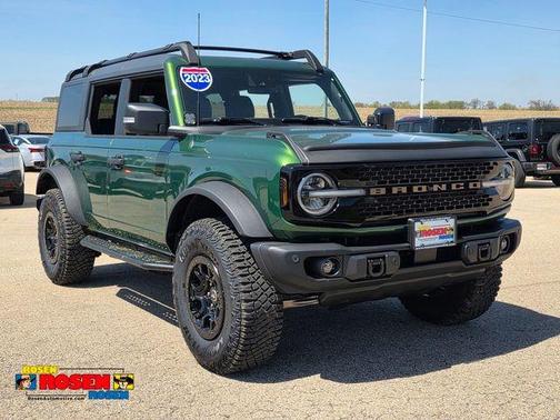 Eruption Green Metallic 2023 Ford Bronco Wildtrak
