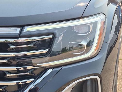 Deep Black Pearl Effect 2025 Volkswagen Atlas 2.0T SEL