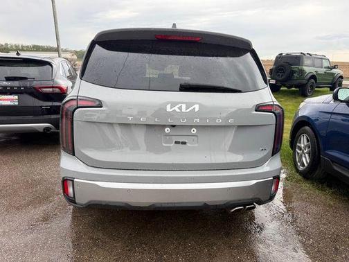 Gray 2023 Kia Telluride SX