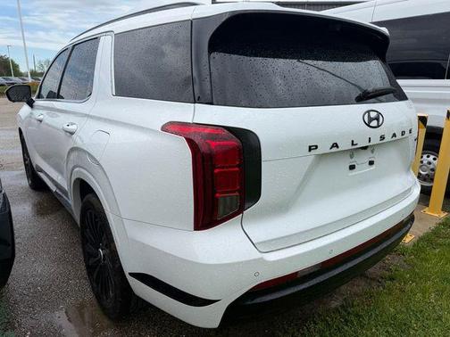 Hyper White 2024 Hyundai PALISADE Calligraphy Night Edition