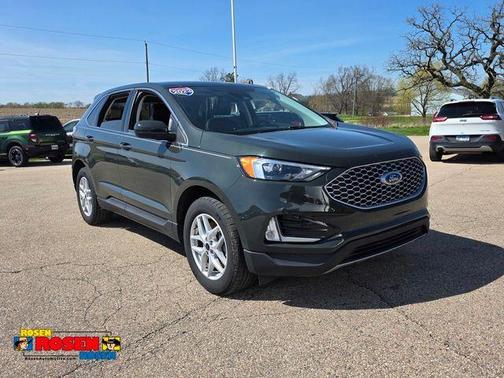 Green Metallic 2023 Ford Edge SEL