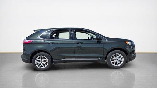 Green Metallic 2023 Ford Edge SEL