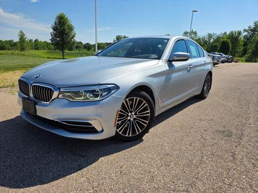 Glacier Silver Metallic 2019 BMW 540 i xDrive