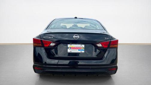 Black 2024 Nissan Altima 2.5 SV