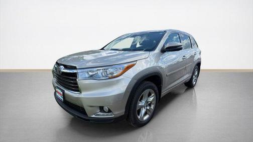 Creme Brulee 2014 Toyota Highlander Limited Platinum