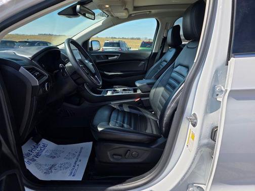 Oxford White 2024 Ford Edge SEL