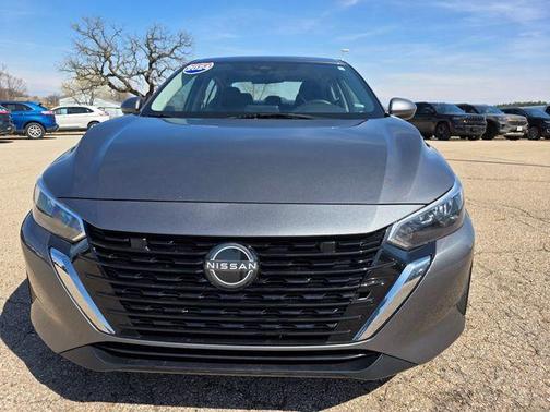 Gun Metallic 2024 Nissan Sentra SV