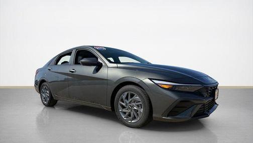 Amazon Gray 2024 Hyundai ELANTRA SEL