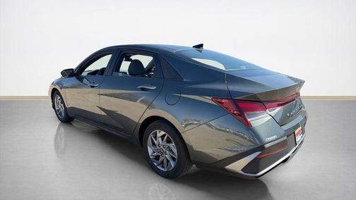 Amazon Gray 2024 Hyundai ELANTRA SEL