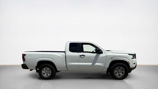 Glacier White 2022 Nissan Frontier S