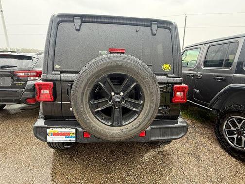 Black Clearcoat 2020 Jeep Wrangler Unlimited Sport Altitude