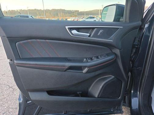 2024 Ford Edge ST Line