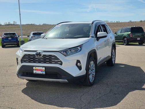 Blizzard Pearl 2020 Toyota RAV4 Limited