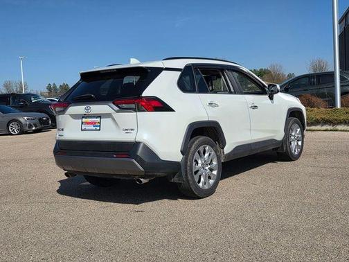 Blizzard Pearl 2020 Toyota RAV4 Limited