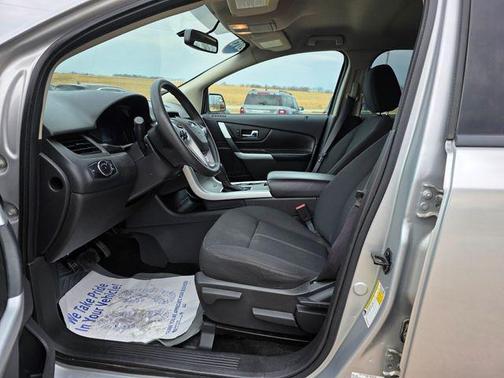 Ingot Silver 2013 Ford Edge SE