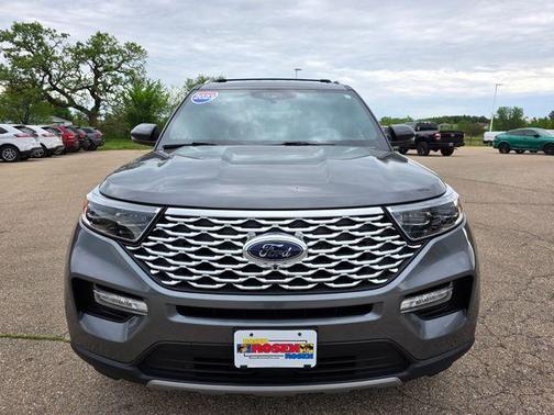 Gray Metallic 2023 Ford Explorer Platinum