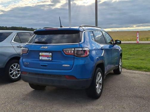 Hydro Blue Pearlcoat 2024 Jeep Compass Latitude