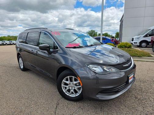 2020 Chrysler Voyager LXI