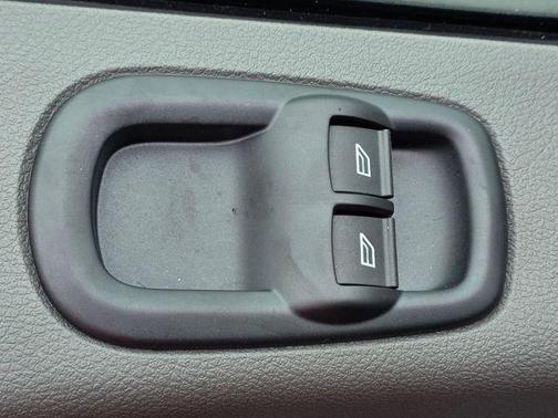 2025 Ford Transit-250 148 WB Medium Roof Cargo