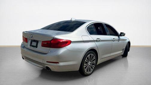 Glacier Silver Metallic 2020 BMW 530 i xDrive