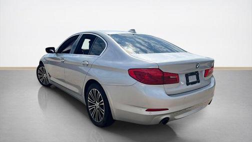 Glacier Silver Metallic 2020 BMW 530 i xDrive