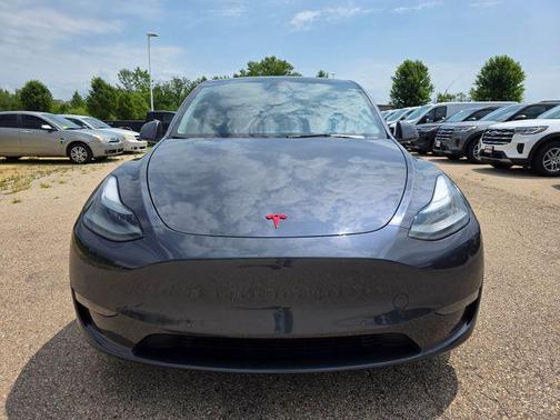 Midnight Silver Metallic 2022 Tesla Model Y Performance