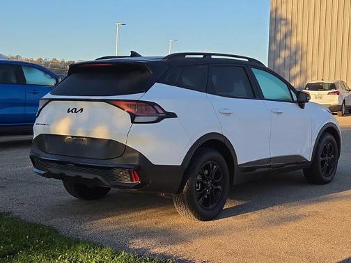 Glacier White Pearl 2025 Kia Sportage X-Pro Prestige