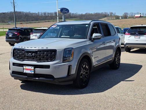 Wolf Gray 2022 Kia Telluride EX
