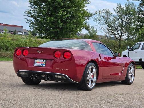 Crystal Red Metallic Tintcoat 2011 Chevrolet Corvette Base