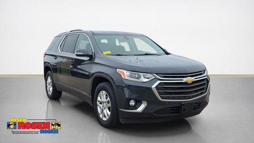 Graphite Metallic 2018 Chevrolet Traverse LT Cloth