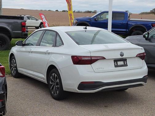 Pure White 2024 Volkswagen Jetta 1.5T S