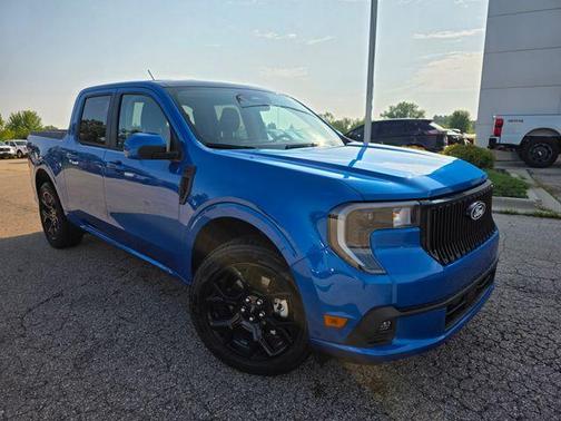 2025 Ford Maverick Lobo Standard