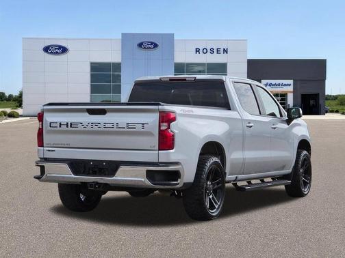 Silver Ice Metallic 2021 Chevrolet Silverado 1500 LT
