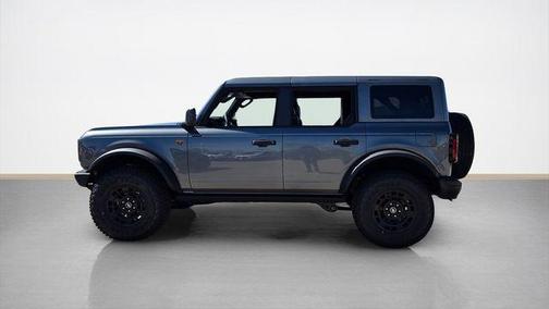 Carbonized Gray Metallic 2026 Ford Bronco Badlands