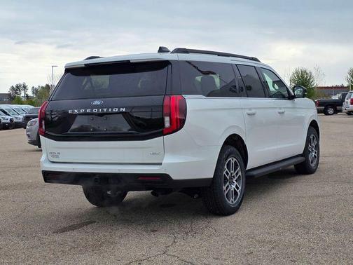 Star White 2026 Ford Expedition Max Active