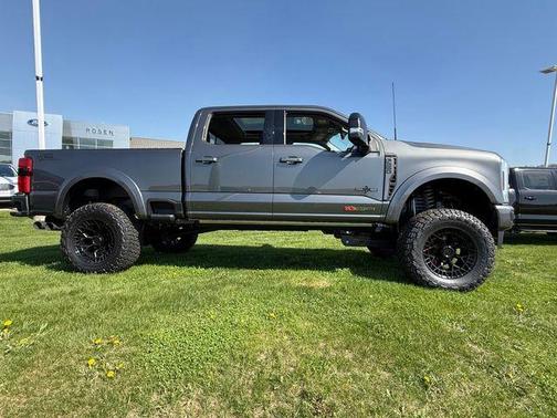 Carbonized Gray Metallic 2026 Ford F-250 Lariat