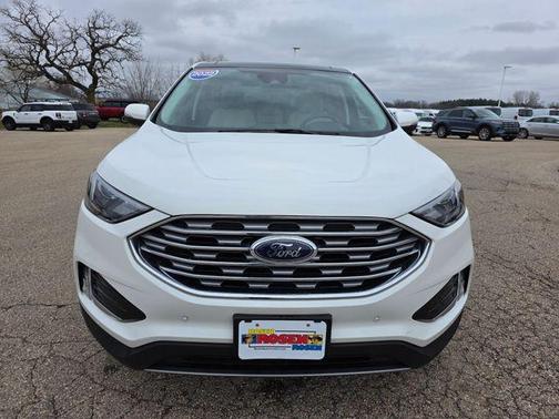 Star White 2022 Ford Edge Titanium